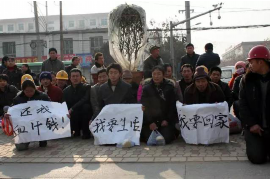 闪电借款还在催收：揭秘逾期贷款的处理与应对策略